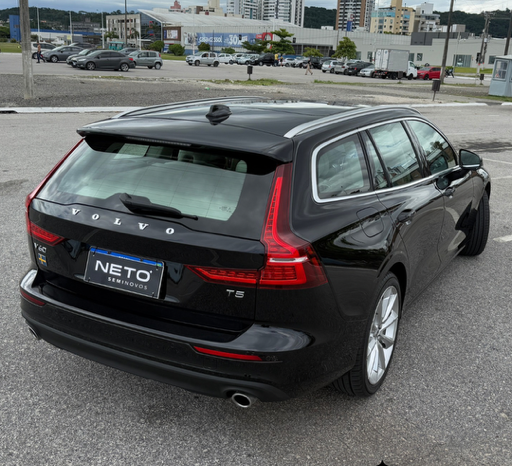 Volvo V60 2.0 T5 Momentum 2019/2020 – 52 MIL KM completo