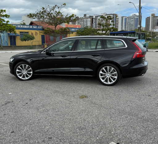 Volvo V60 2.0 T5 Momentum 2019/2020 – 52 MIL KM completo