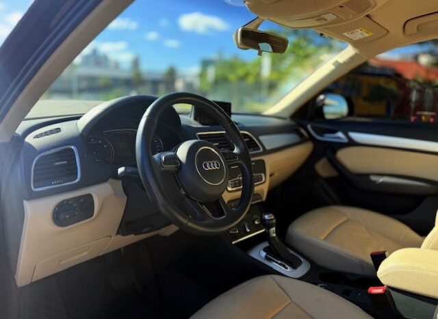 Audi Q3 1.4 TFSI S-Tronic Attraction Aut. 2016 – 59 Mil Km completo