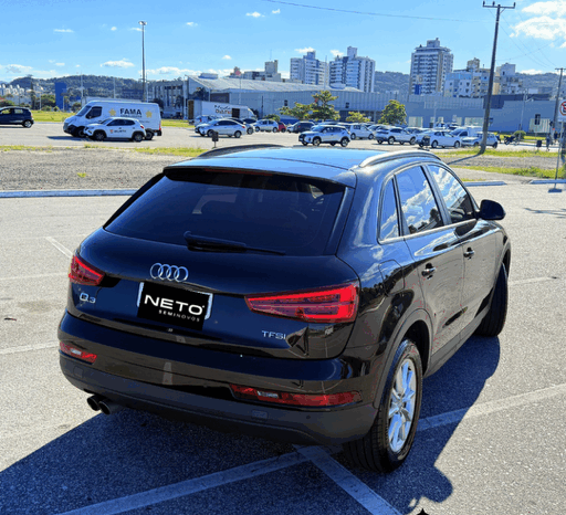 Audi Q3 1.4 TFSI S-Tronic Attraction Aut. 2016 – 59 Mil Km completo