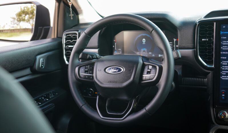 FORD RANGER LIMITED 3.0 V6 4X4 CD TB DIESEL AUT. 2025 – 29 MIL KM completo