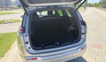 JEEP COMMANDER OVERLAND 2.2 DIESEL 2025 – 7 MIL KM completo