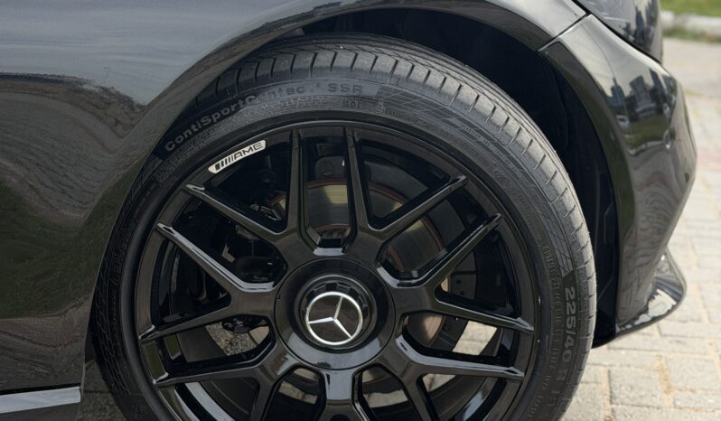 MERCEDES-BENZ C180 SPORT COUPÉ AVANTGARDE 1.6 TURBO 2019 – 117 MIL KM completo