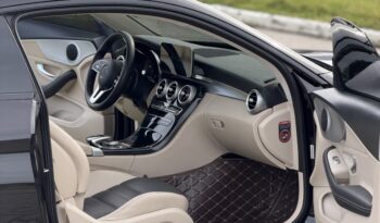 MERCEDES-BENZ C180 SPORT COUPÉ AVANTGARDE 1.6 TURBO 2019 – 117 MIL KM completo