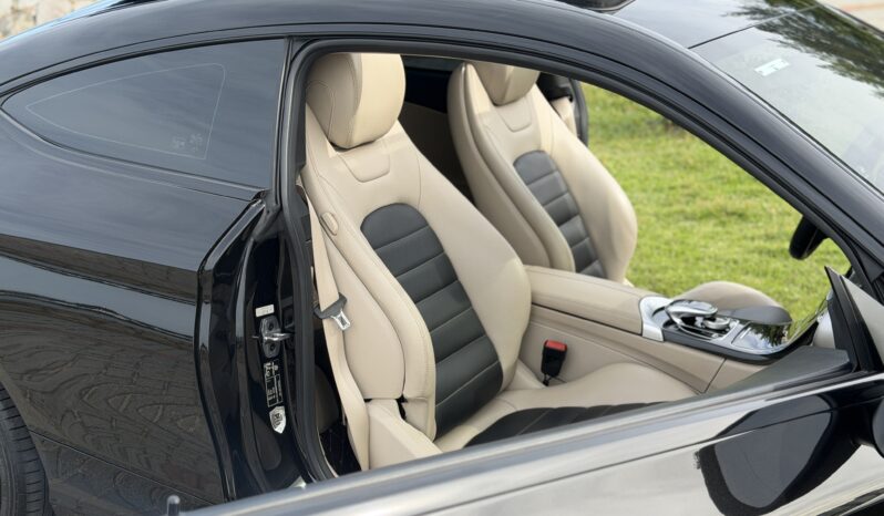 MERCEDES-BENZ C180 SPORT COUPÉ AVANTGARDE 1.6 TURBO 2019 – 117 MIL KM completo