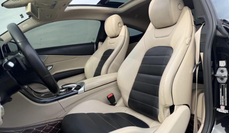 MERCEDES-BENZ C180 SPORT COUPÉ AVANTGARDE 1.6 TURBO 2019 – 117 MIL KM completo
