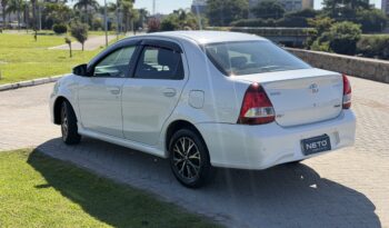 TOYOTA ETIOS SEDAN PLATINUM 1.5 AUT. 2017 – 148 MIL KM completo