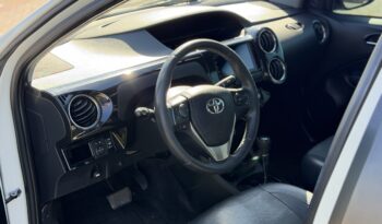 TOYOTA ETIOS SEDAN PLATINUM 1.5 AUT. 2017 – 148 MIL KM completo
