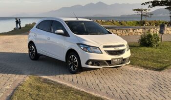 GM-CHEVROLET ONIX LTZ 1.4 AUT. 2014 – 95 MIL KM completo